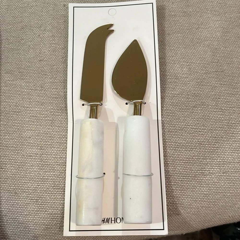 2-pack Marble Cheese Knives/NWT
